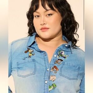 Torrid button down size 3